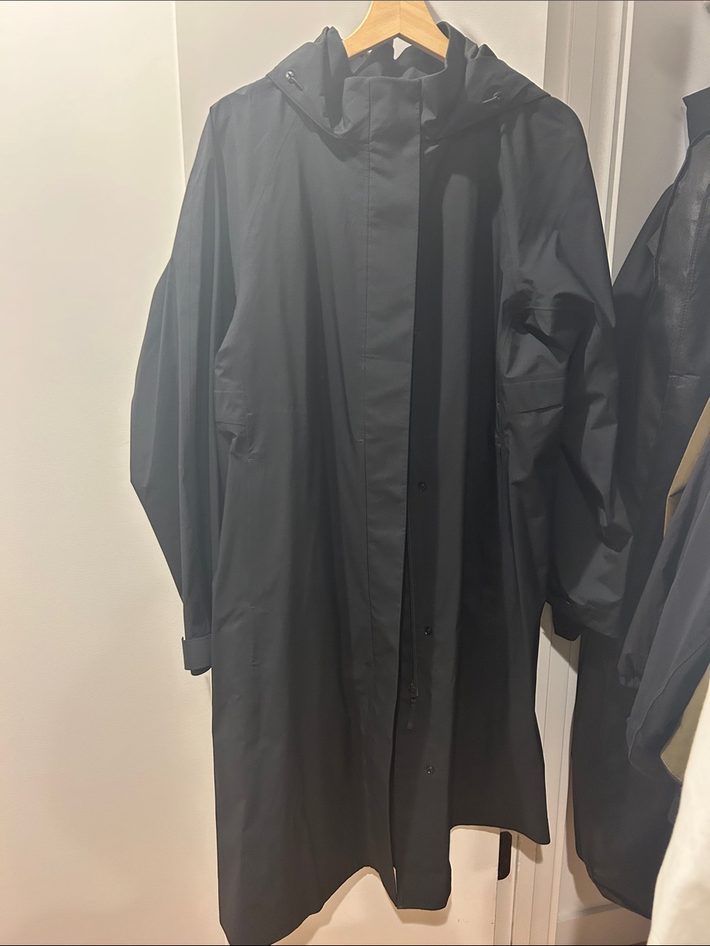 Women’s Black Hooded Rain Coat – Lightweight Waterproof Jacket